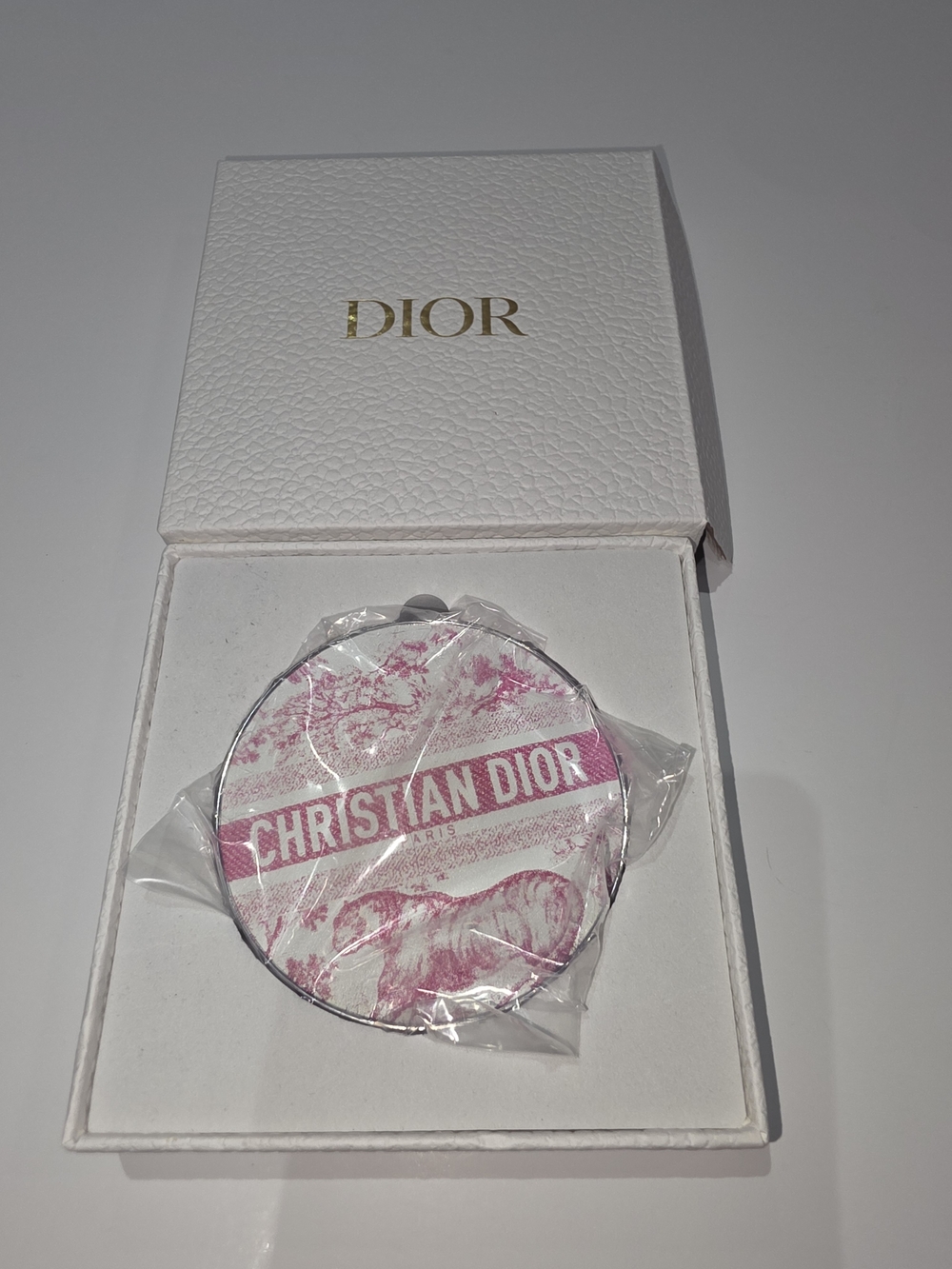 New Without Tag Dior Pink Toile Round Compact Mirror with Christian Dior Stripe